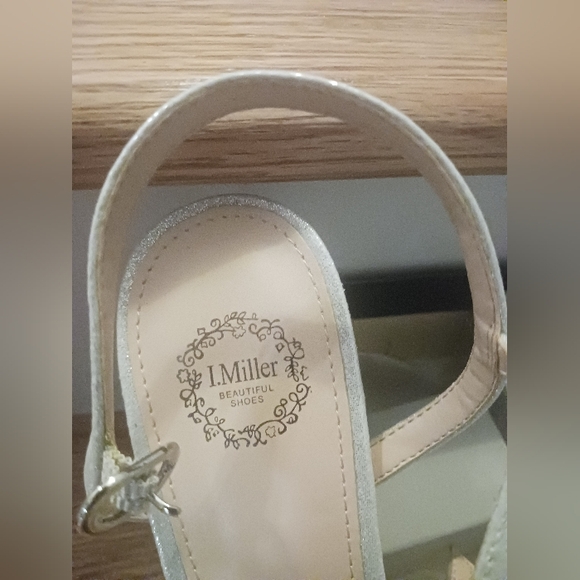 NEW I.Miller Silver Rhinestone Sandals Size 10 - Picture 7 of 8